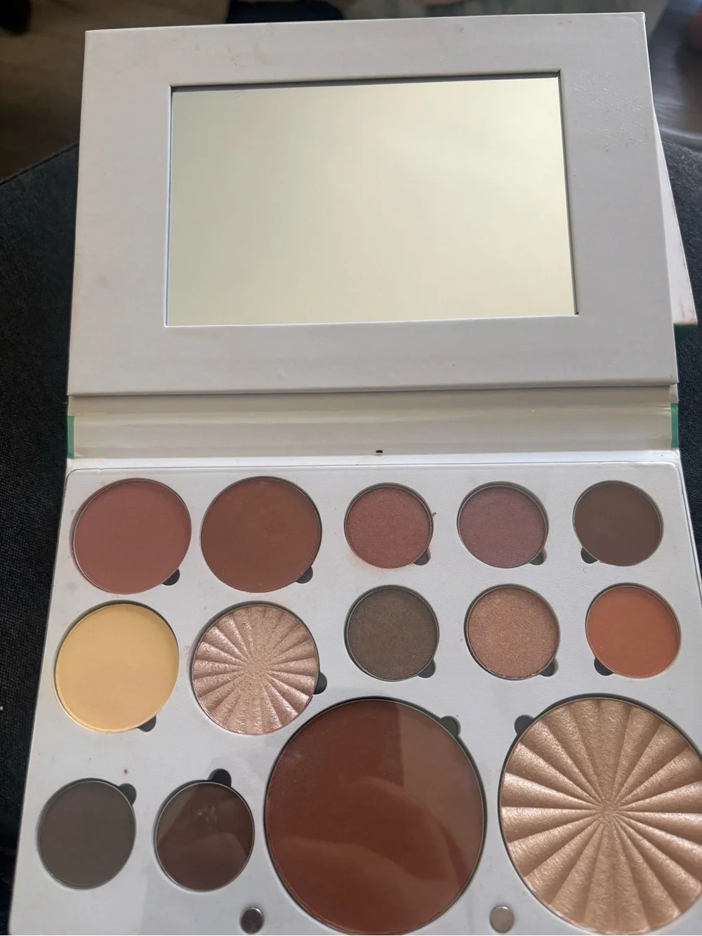 OFRA White Pro Palette with Mint and Lavender Accents